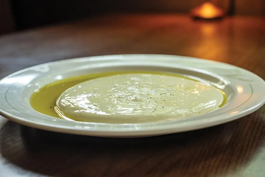 Mozzarella with olive oil