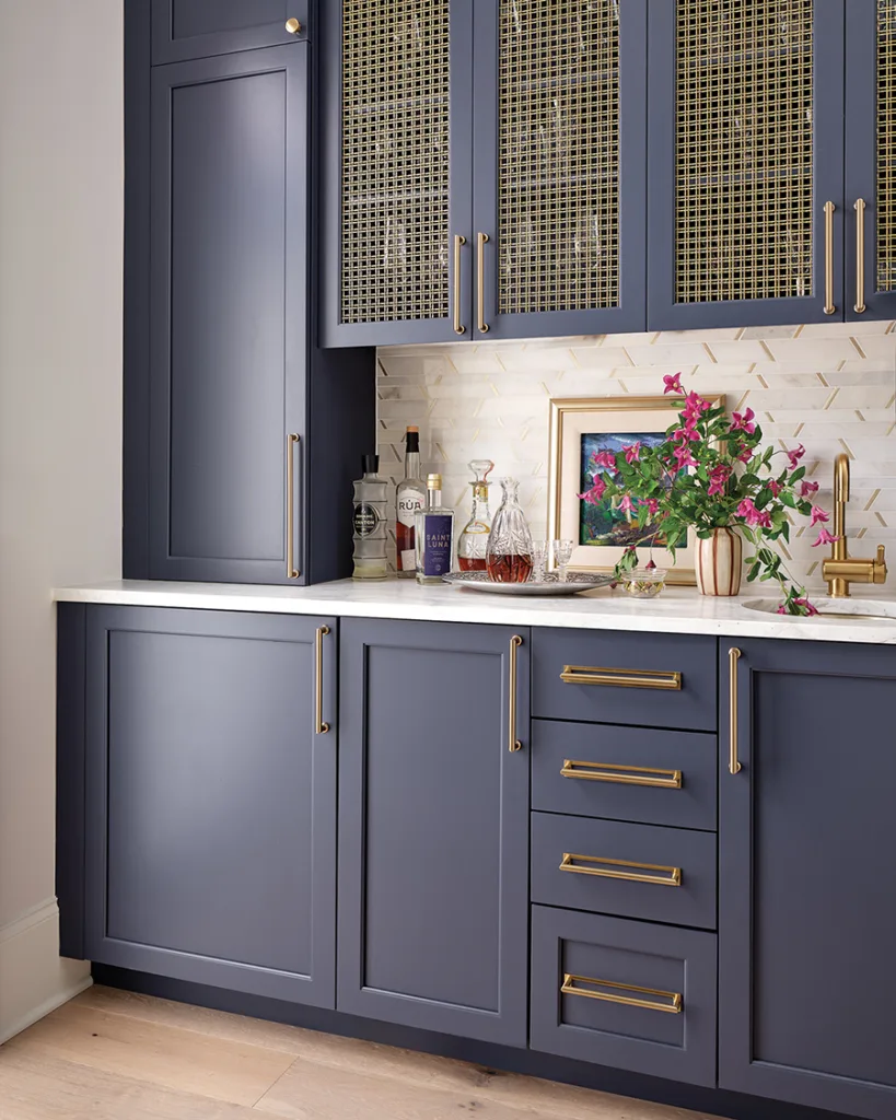 Homeowner worked with Hadley Quisenberry and Design Loft Cabinets to create customized drawers and cabinets.