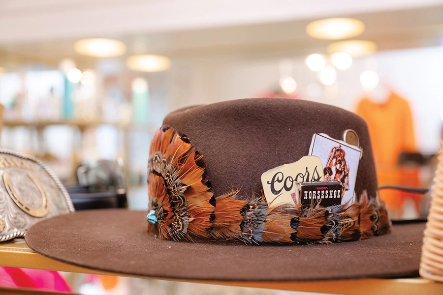 Holly Phillips's brown hat