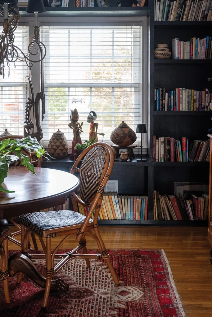 Brenda Schleunes' built-in bookshelves